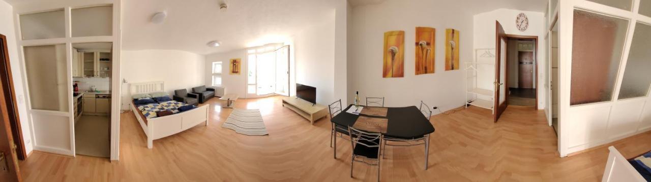Ludwigsturm Appartement In Straubing Exterior foto